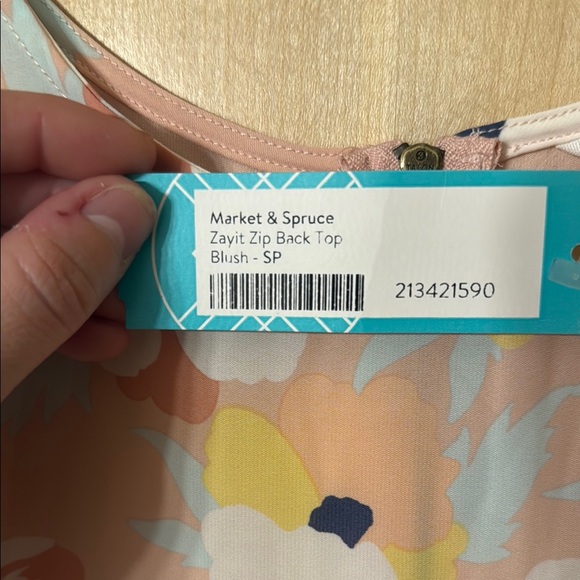 Market & Spruce Zayit Zip Back Top - Blush - Picture 2 of 3